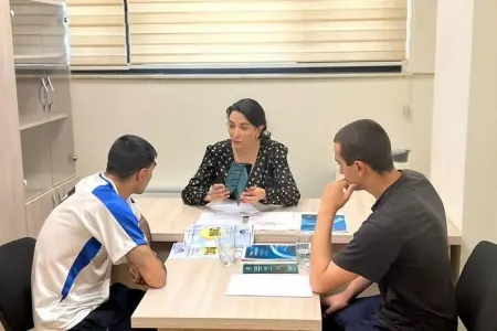 Ombudsman erməni diversantlara - baş çəkdi