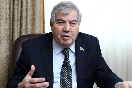 Deputatdan SƏRT SÖZLƏR: - “Övladlarını Rusiya üçün hazırlayırlar, yoxsa...” – VİDEO