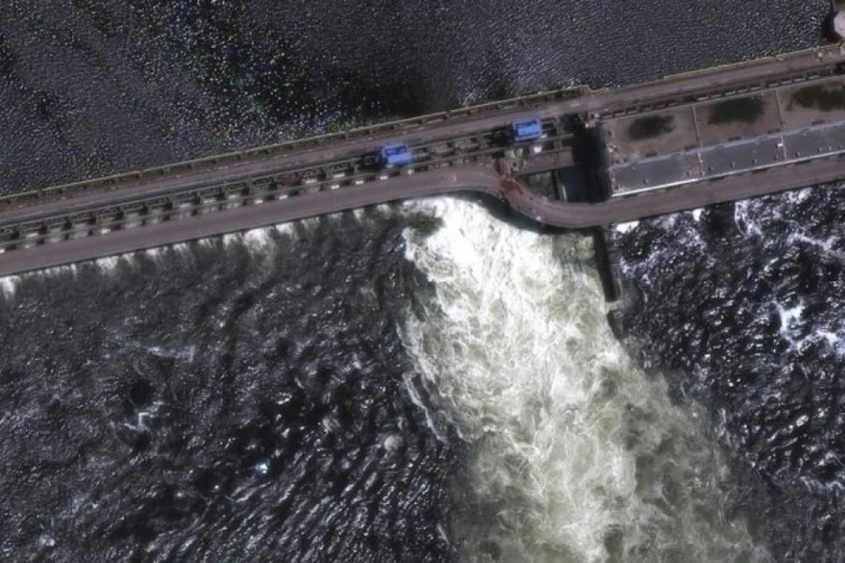 Xersonda fövqəladə vəziyyət elan edildi