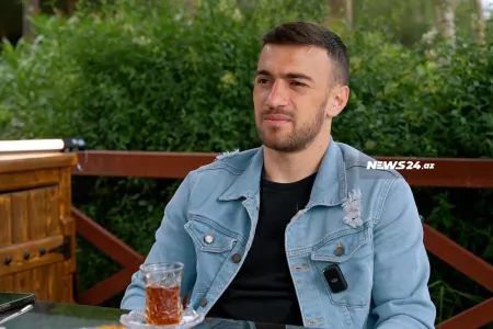 "Bağ söhbəti"nin ilk qonağı Qara Qarayev - — VİDEO