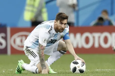 Messi "Barselona"-nın təklifini buna görə qəbul etmədi - SƏBƏB AÇIQLANDI