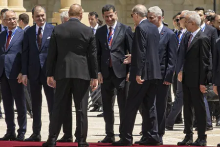 Türkiyə mediası Sinan Oğanın Bakıdakı bu görüntüsündən yazır - FOTO