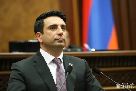 Bakı Rusiyanın nəzarətini istəyirsə, İrəvan da... - – Simonyan
