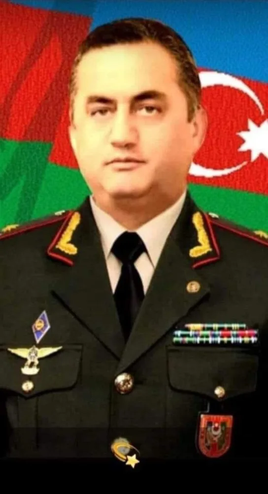 Həbsdə olan general əməliyyat olundu - FOTO