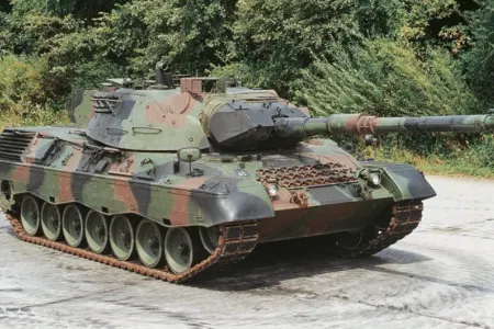 Kanada Latviyada “Leopard 2” tankları yerləşdirəcək