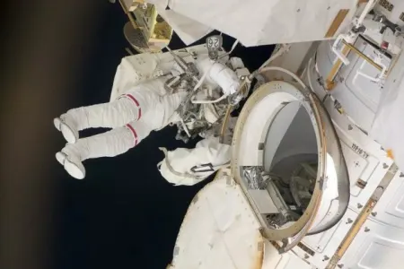 Çexiya bu tarixdə kosmik stansiyaya - astronavt göndərə biləcək