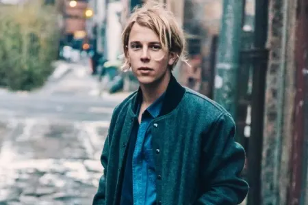 Tom Odell Bakıya gəlir