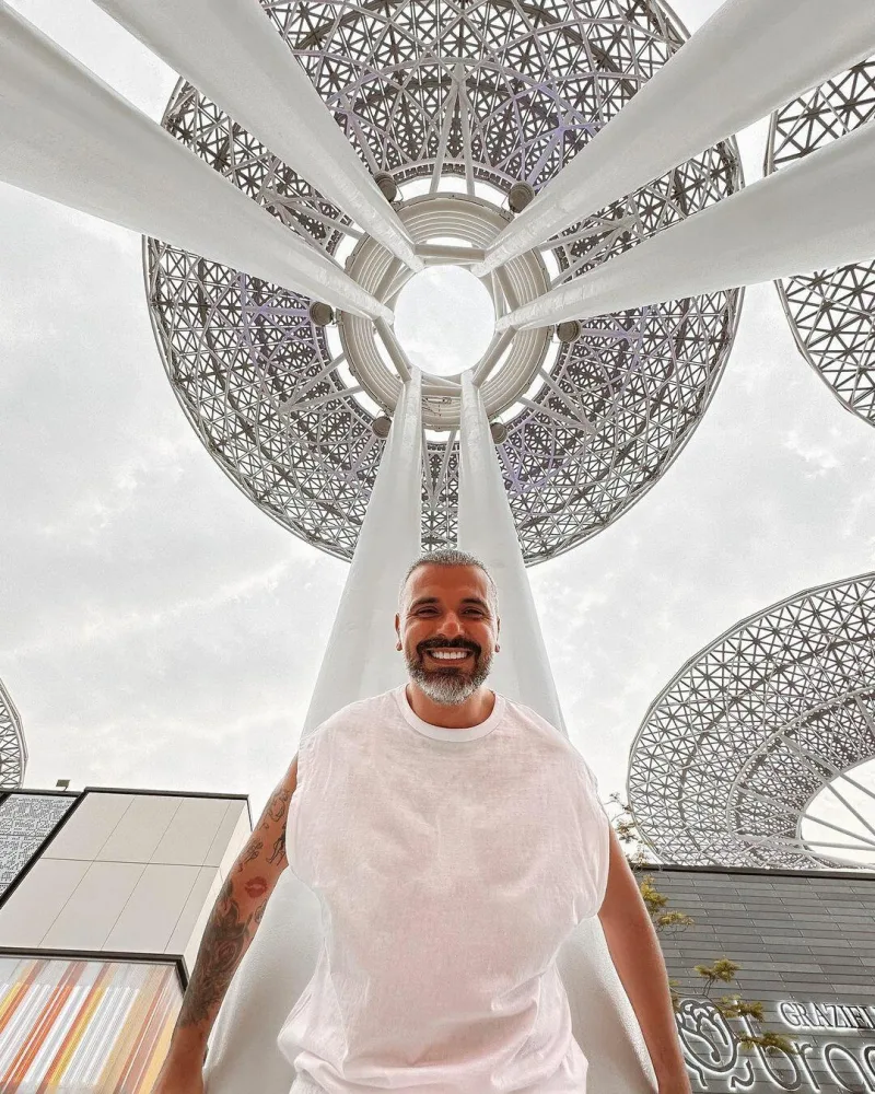 Aparıcıdan xəbərdarlıq: - "Normal pulla gəlin" — FOTO