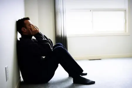 Bakıda biznesmeni intihara öz işçisi sövq edibmiş - — Təfərrüat