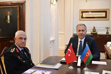 Azərbaycan və Türkiyənin daxili işlər nazirləri arasında telefon danışığı olub