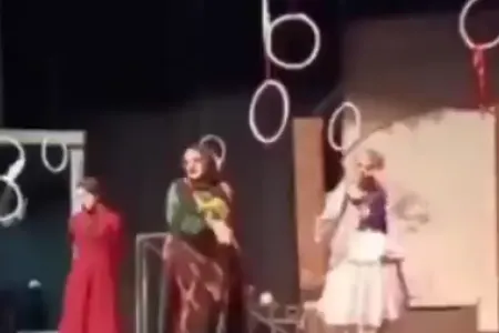 İranda Azərbaycan rəqsinə görə teatr bağlandı - — VİDEO