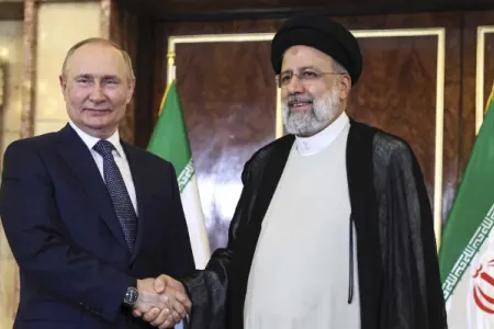Rəisi Putinə dəstəyini - ifadə edib