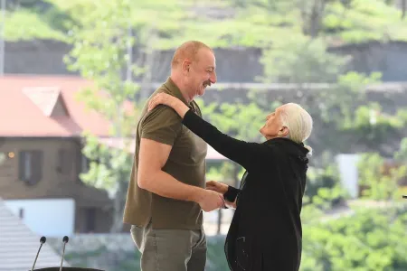 Köç karvanları Laçında: - Ölkə iqtisadiyyatının mərkəzlərindən biri olacaq
