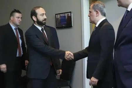 Bir sıra vacib məsələlərdə Azərbaycanla mövqelərimiz fərqlidir - — Ermənistan XİN