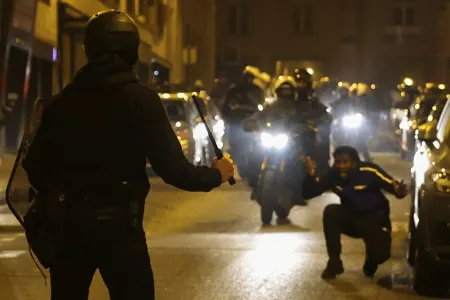 Polisin öldürdüyü yeniyetmənin nənəsindən etirazçılara çağırış