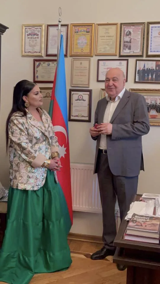 Elza Seyidcahan Yazıçılar Birliyinin üzvü oldu - FOTO