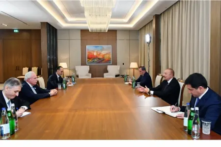 Prezident İlham Əliyev Fələstinin xarici işlər nazirini - qəbul edib