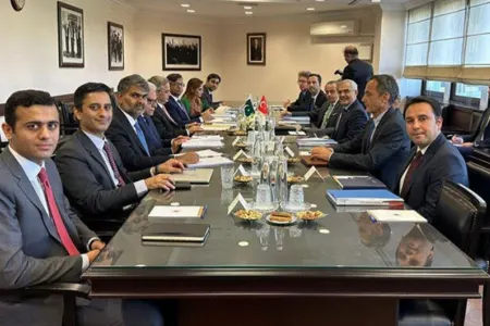Türkiyə və Pakistan birgə hərbi müəssisələr yaradacaq