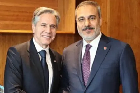 Fidan Blinkenlə NATO-nun genişlənməsini - müzakirə etdi