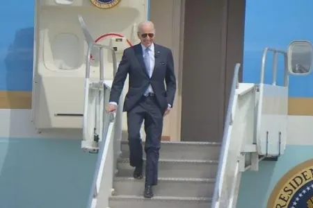 Cozef Bayden NATO sammiti üçün Litvaya gəldi