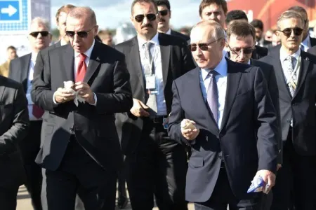 Ankara Qərblə münasibətlərə görə Rusiyadan uzaqlaşır?