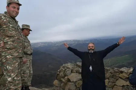 Erməni silahlıları dinc Ukrayna xalqına qarşı amansızlıqlar törədir - Deputat
