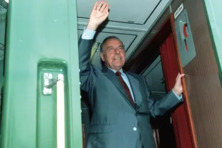 Heydər Əliyevin dünyaya səs salan strategiyası - rus naziri necə heyran qoydu?