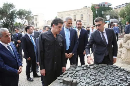 Neçirvan Bərzani İçərişəhərlə tanış olub - FOTO