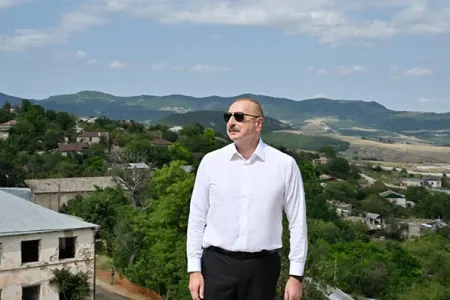 Prezidentin Xocalıya səfərindən - Video