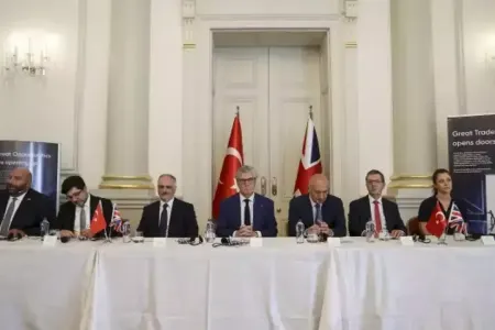İngiltərədən Türkiyəyə - böyük dəstək