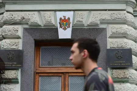 Moldova Rusiya diplomatlarının sayını - azaldacaq