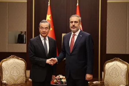 Hakan Fidan Vanq Yi ilə - görüşdü