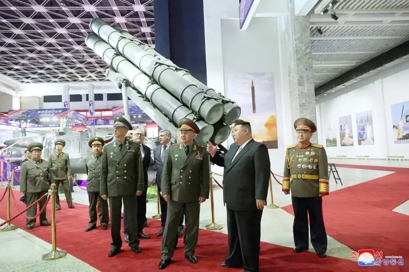 Kim Çen In son dronlarını göstərdi - FOTO