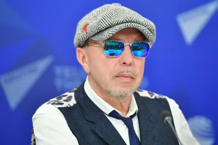 Tanınmış rok ifaçısı - xəstəxanaya yerləşdirildi