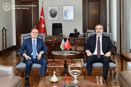 Bayramov və Fidan Zəngəzur dəhlizinin açılmasını - müzakirə etdi