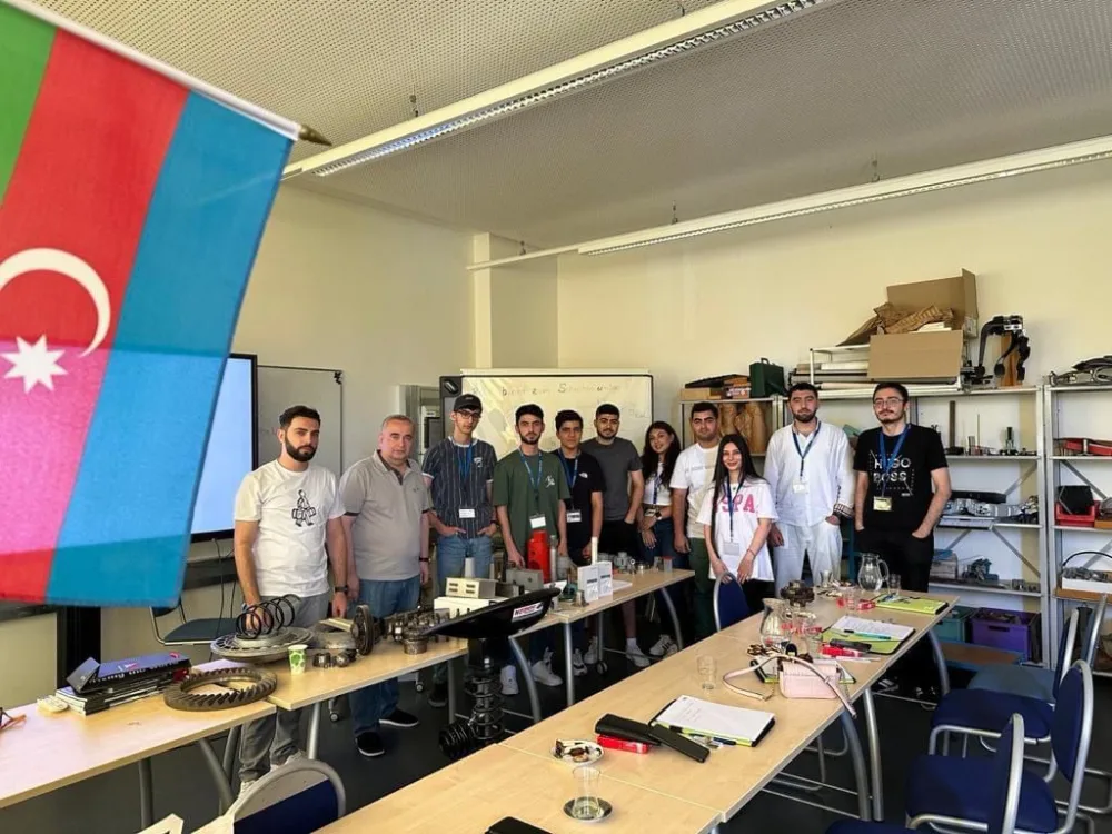 AzTU tələbələri Almaniyada təcrübə keçiblər - FOTO