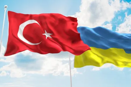 Türkiyə və Ukraynanın XİN başçıları - “Taxıl sazişi”ni müzakirə etdi