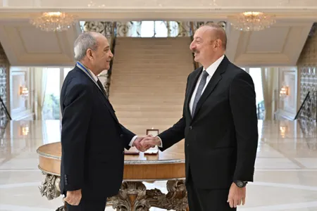Rasim Balayev Prezidentə: - "Əsl Babək sizsiniz!"