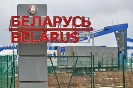 Bu ölkələr Belarusla sərhədi - BAĞLADI