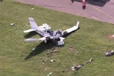 İki təyyarə toqquşdu: - pilot öldü