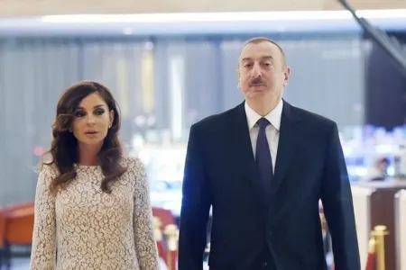 Prezidenti İlham Əliyev və birinci xanım Mehriban Əliyeva Budapeştdə ziyafətdə - iştirak edir