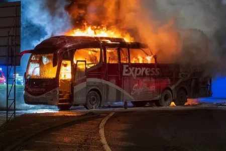 Sərnişinlər avtobusda diri-diri - yandı