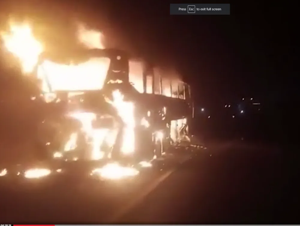 Sərnişinlər avtobusda diri-diri - yandı