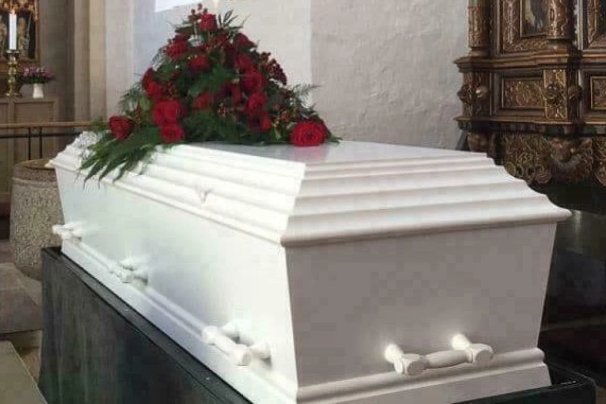 Əməkdar artisti - vəfat etdi