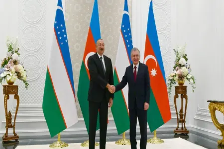 Özbəkistan Prezidentinin rəsmi qarşılanma - MƏRASİMİ OLDU