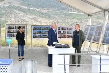 Laçında mehmanxana kompleksinin təməli qoyulub
