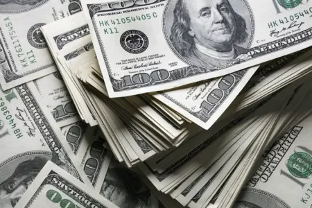 "Dollar uzun illər - “əl çirki” olacaq" - İQTİSADÇI