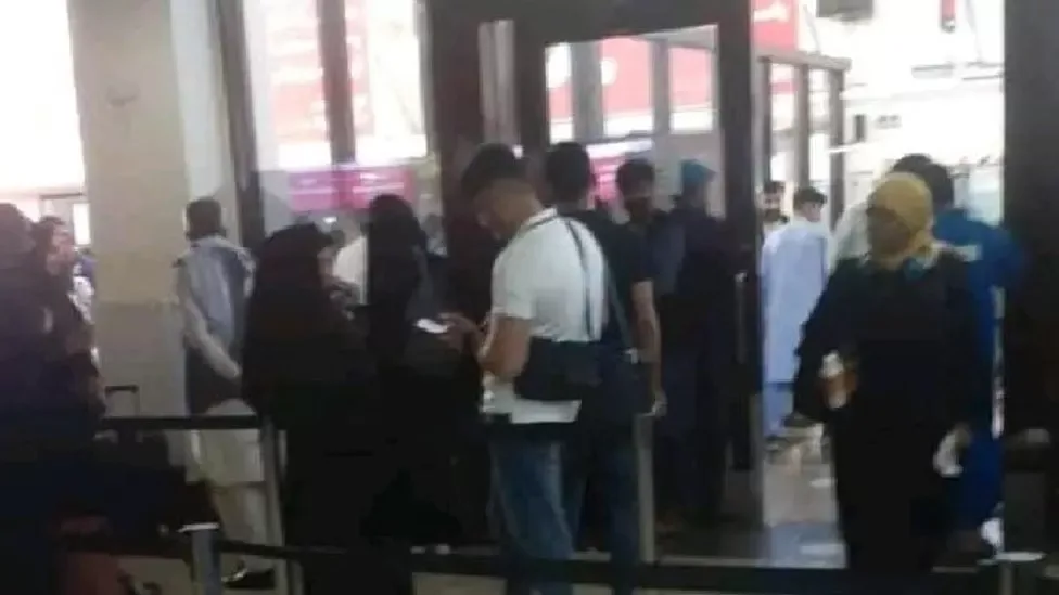 "Taliban"dan qadınlara daha bir - QADAĞA
