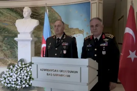 Kərim Vəliyev türkiyəli həmkarına başsağlığı - VERDİ