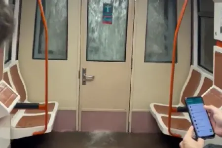 Metro sel sularının altında qaldı - VİDEO